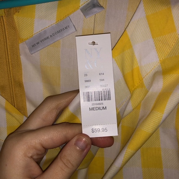 Dress - Picture 3 of 3